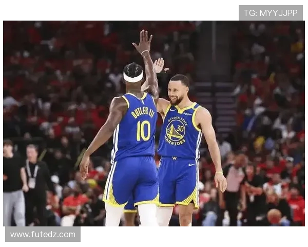 库里谈尼克斯活力开局巴特勒替补带队助勇士稳住局面完成反击节奏